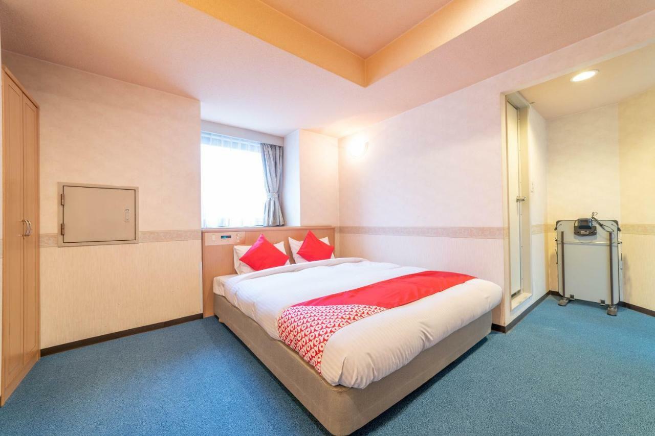 Oyo Business Hotel Nishiura Yokkaichi Bagian luar foto