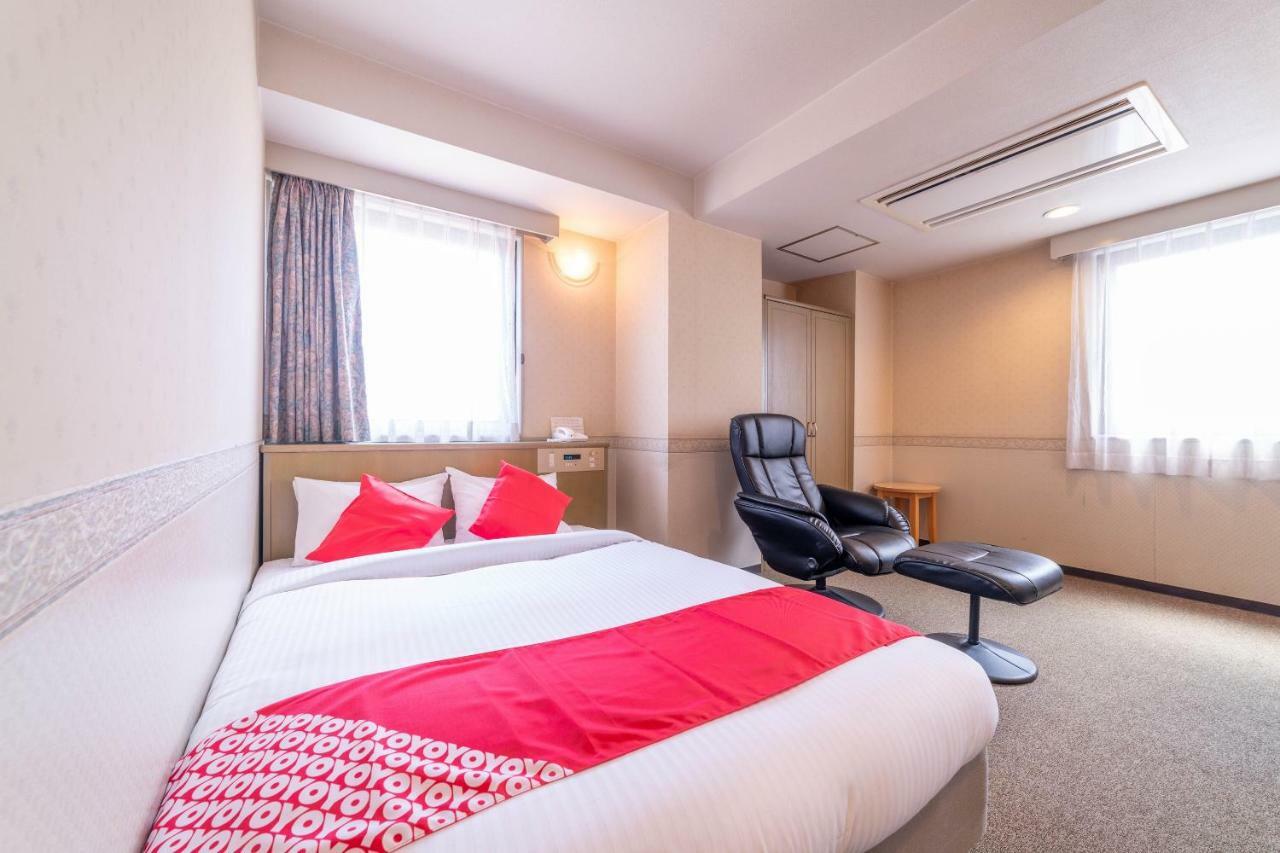 Oyo Business Hotel Nishiura Yokkaichi Bagian luar foto
