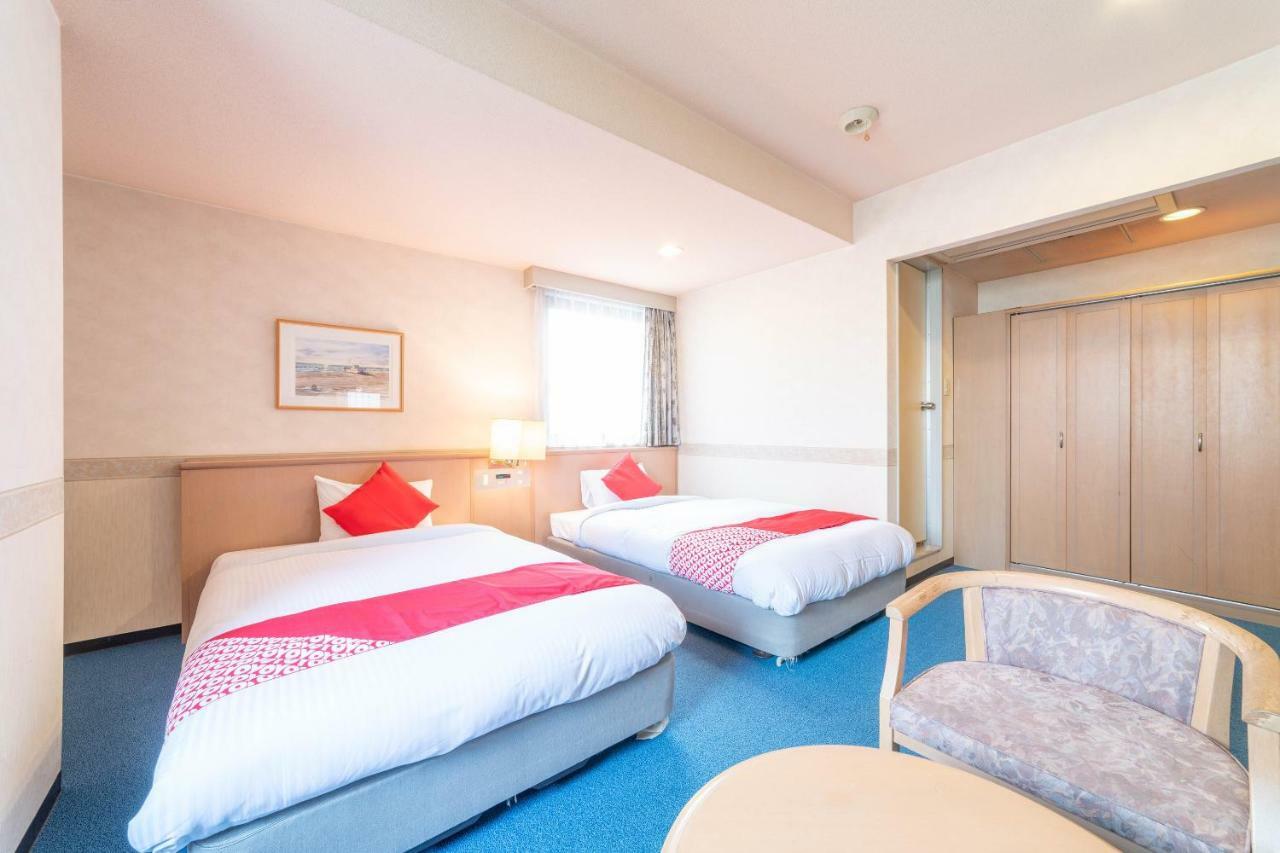 Oyo Business Hotel Nishiura Yokkaichi Bagian luar foto