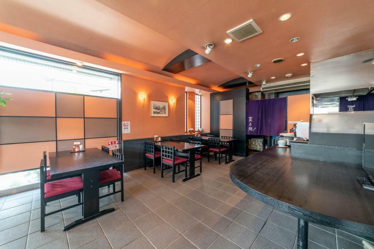 Oyo Business Hotel Nishiura Yokkaichi Bagian luar foto