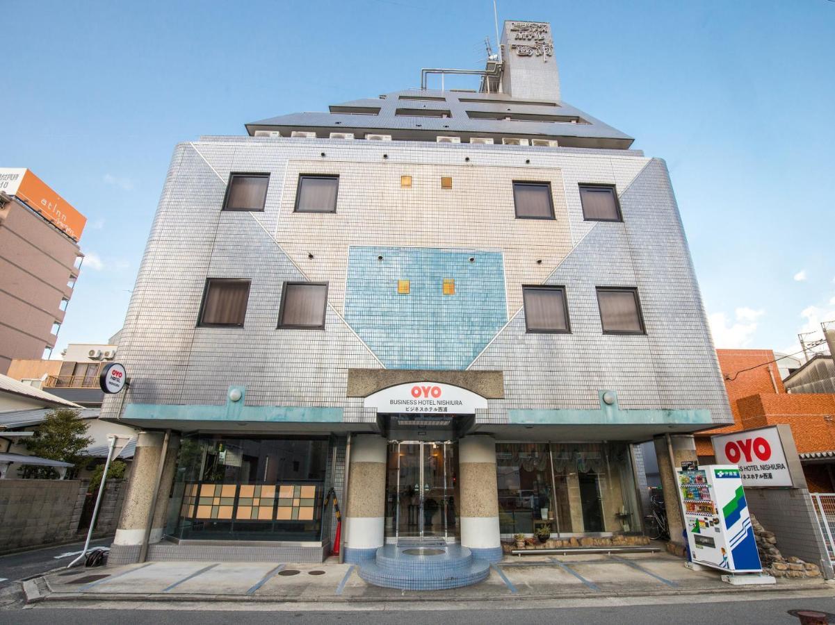 Oyo Business Hotel Nishiura Yokkaichi Bagian luar foto